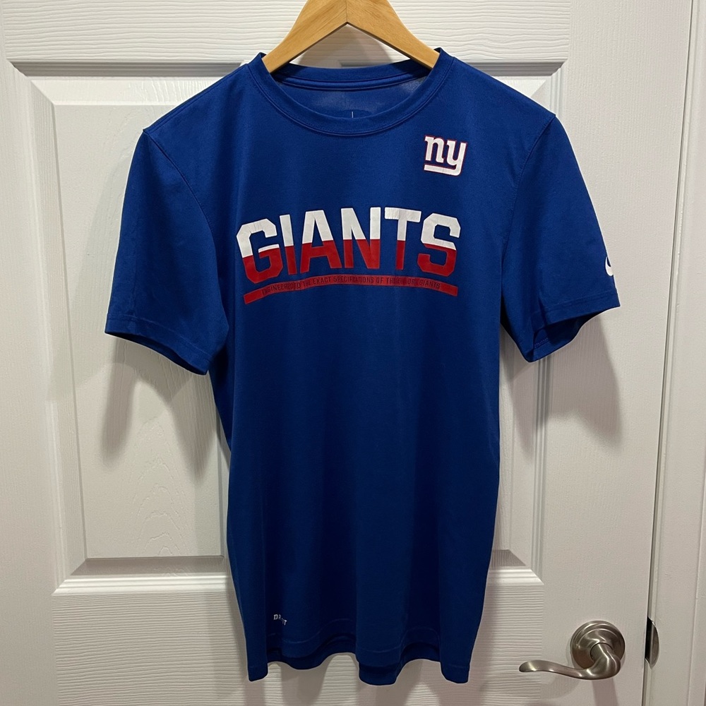 NY Giants Nike shirt size small